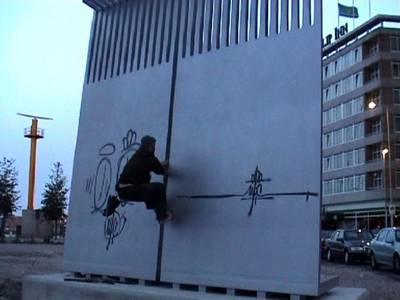 wire sculpture urban climbing heath bunting rotterdam