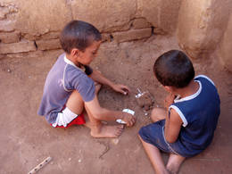 dahab kids making falafel