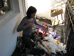 plastic bag cushion preparing material